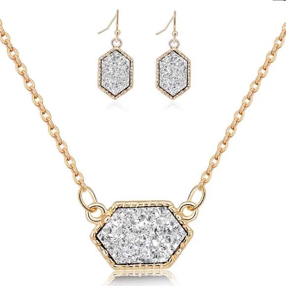 Necklace set - Picture 1 of 1